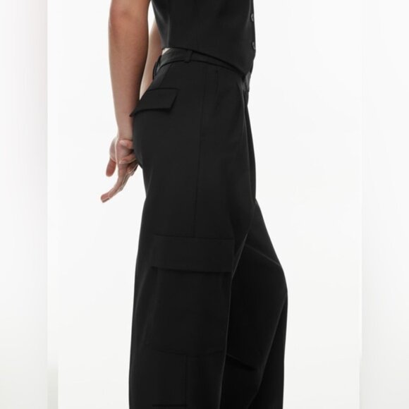 NWT Aritzia Babaton Spotlight Cargo Pant in Black City Wool Size 6 - Picture 5 of 13